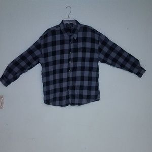 Men's button down black&gray flannel shirt